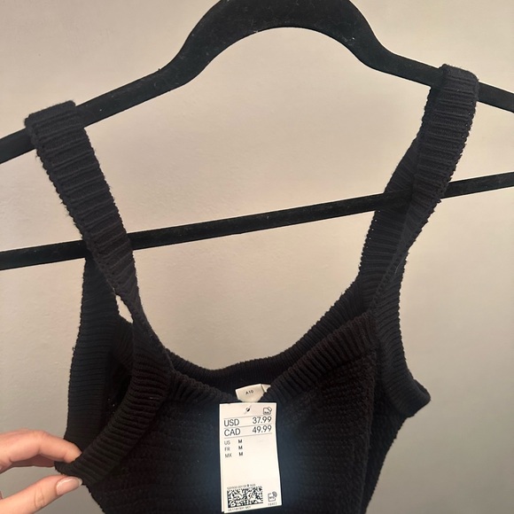 Dress - Picture 7 of 7